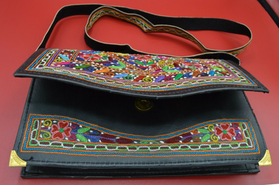 Scaroo Women's Embroidered Handmade Leather Purse New